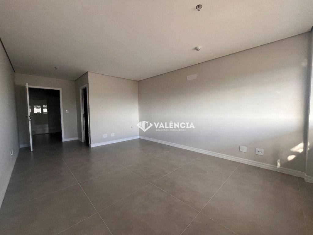 Consultório no Dom Medical Center para alugar por R$4.500.00 - Centro - Cascavel PR